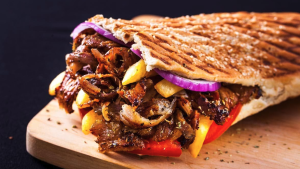 The most delicious foods in Greece that give you a flavor of the ancient land.